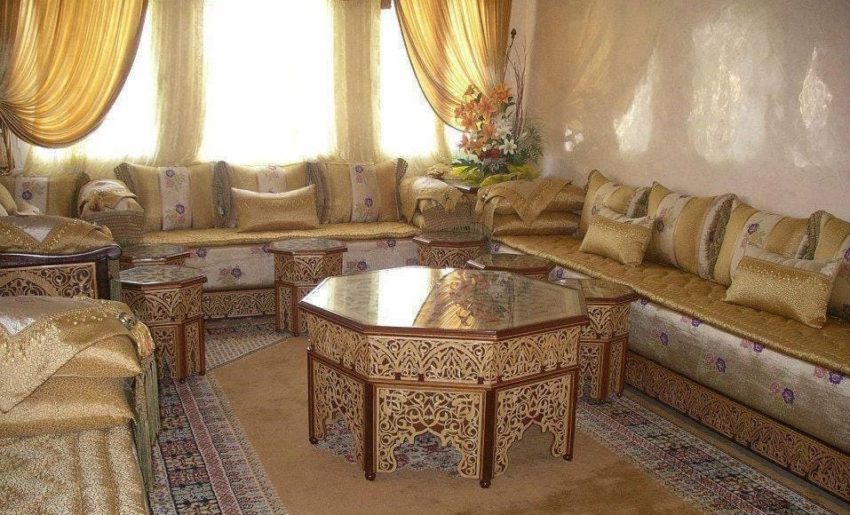 Banquettes salon marocain traditionnel